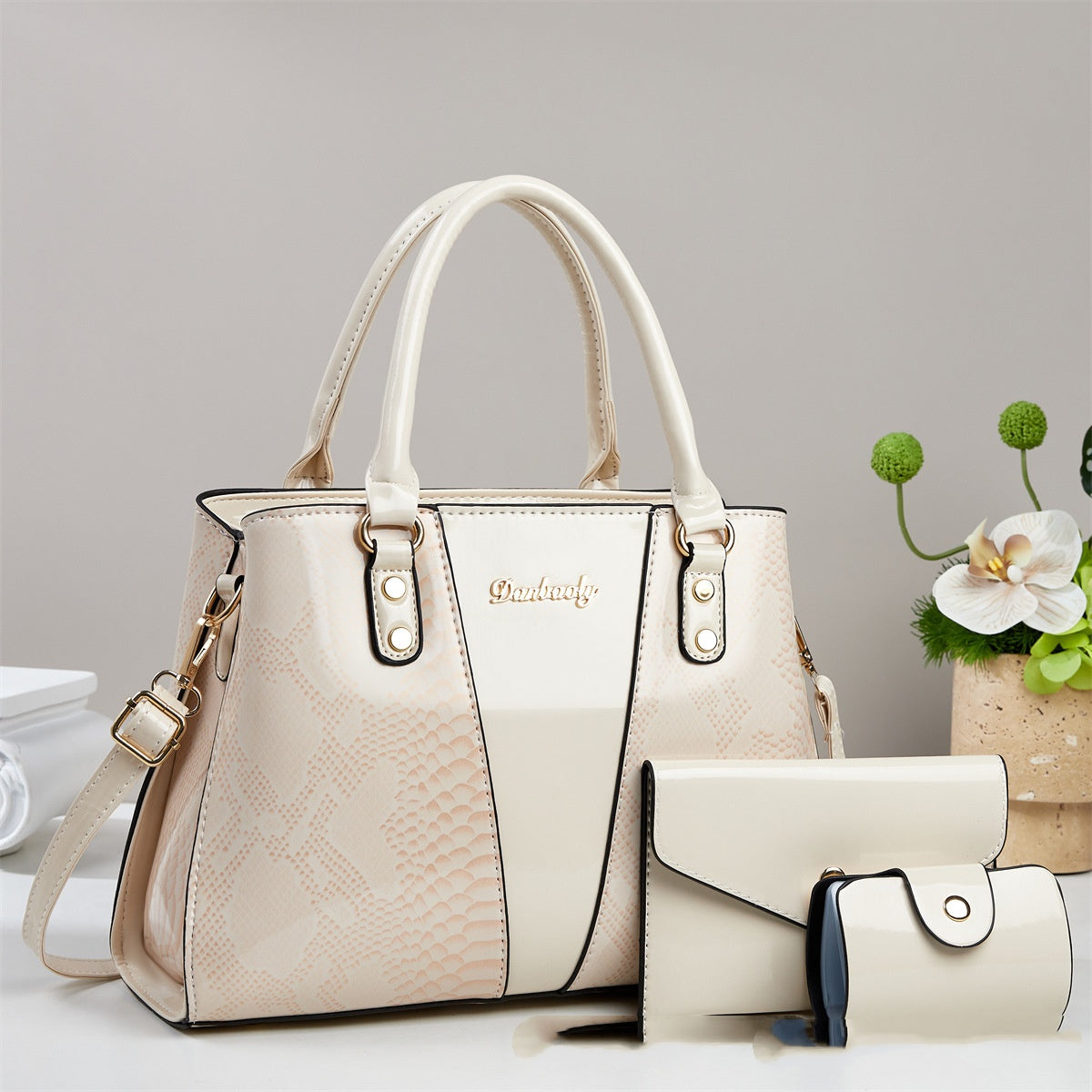 Large-capacity Shouldercrossbody Bag With A Snakeskin Pattern Tote Handbag