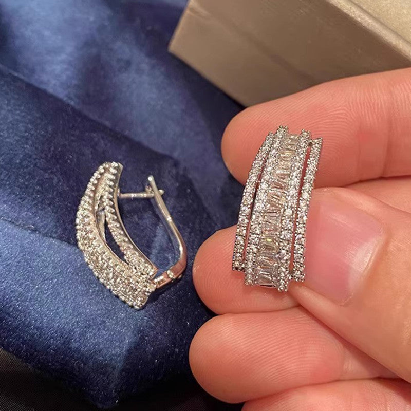 Affordable Luxury Fashion Style Stud Earrings For Women
