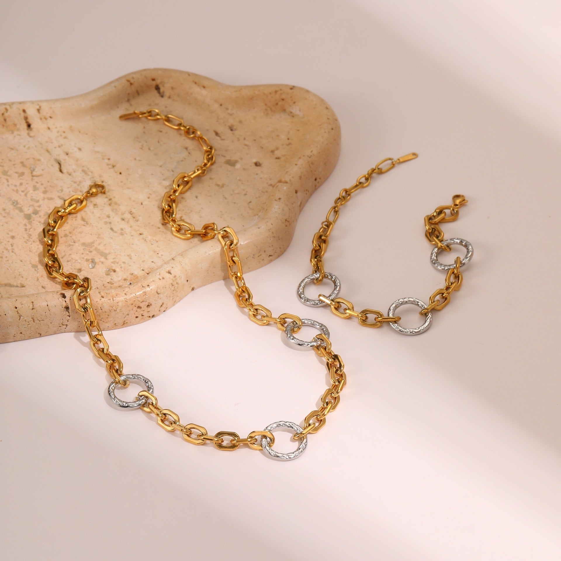 European And American Fashion Gold And Silver Color Matching Stainless Steel Necklace Bracelet High Sense Titanium Steel No Fading