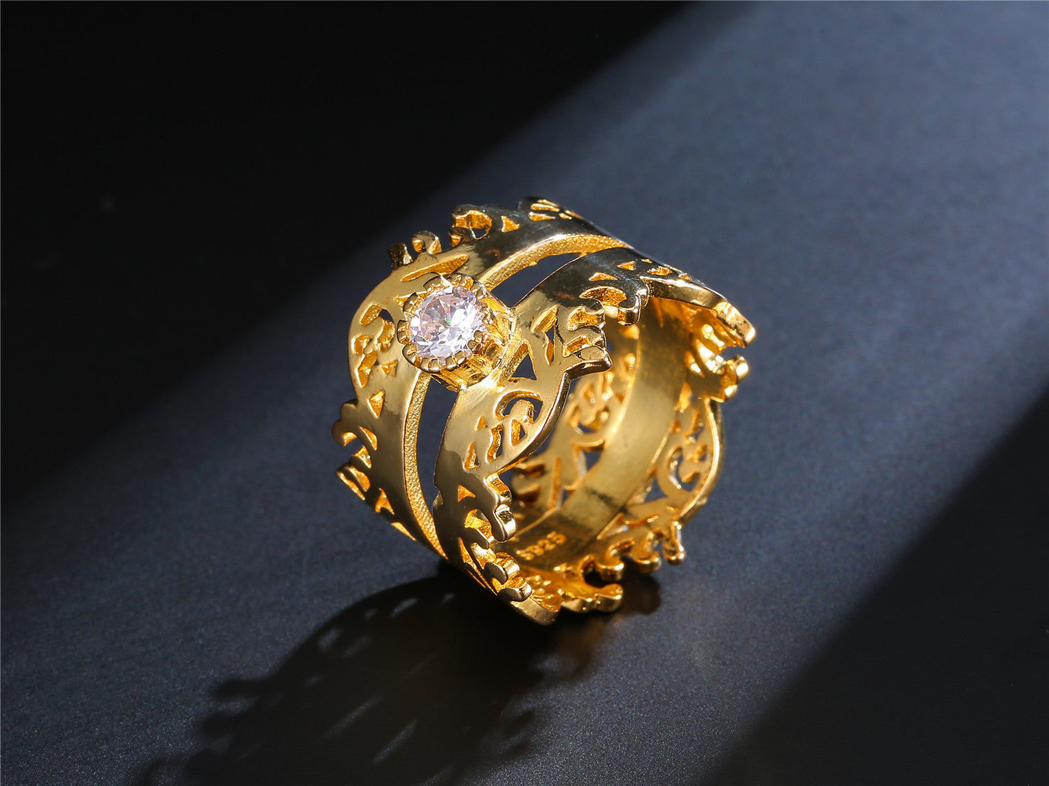 Personality Retro Crown Women's Ring