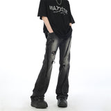 Contrast Color Spray Printing Ripped Jeans Men Loose Straight Trousers