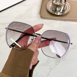 Men's And Women's Fashionable UV Protection And Slimming Sun Glasses