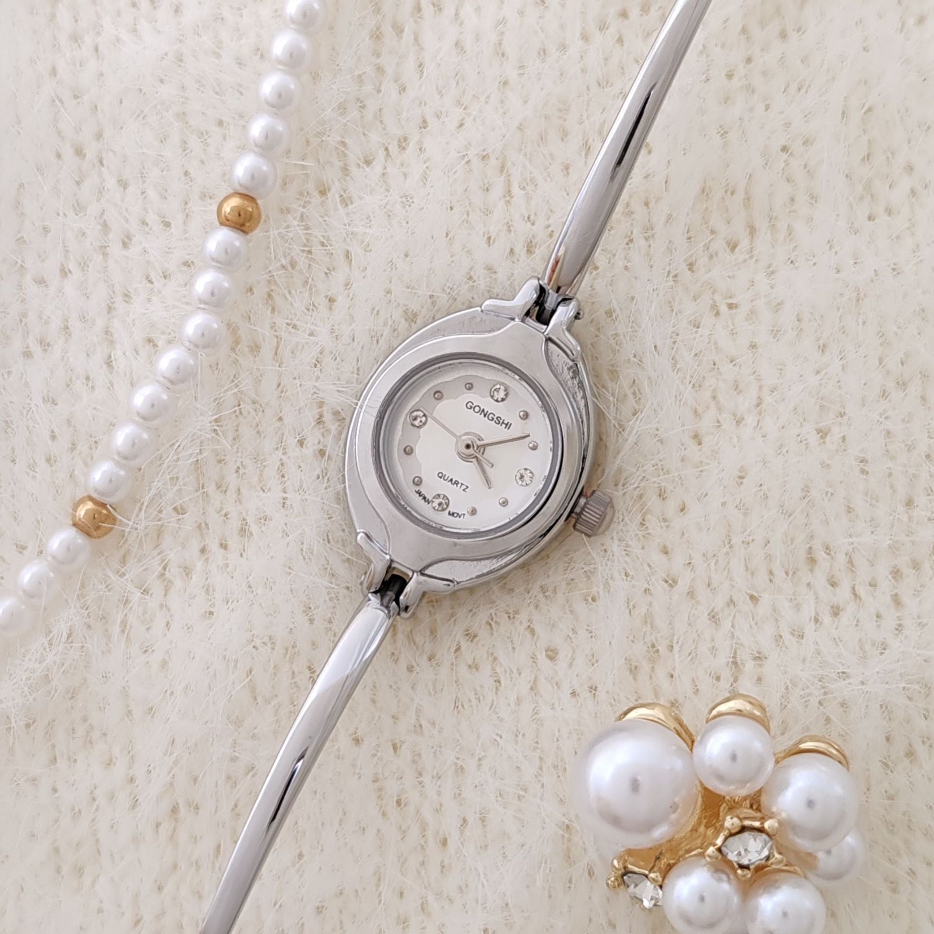 Small Bracelet Women's Watch Simple Good-looking Quartz Watch
