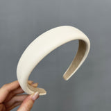 Women's Fashion Vintage Leather Sponge Hair Bands