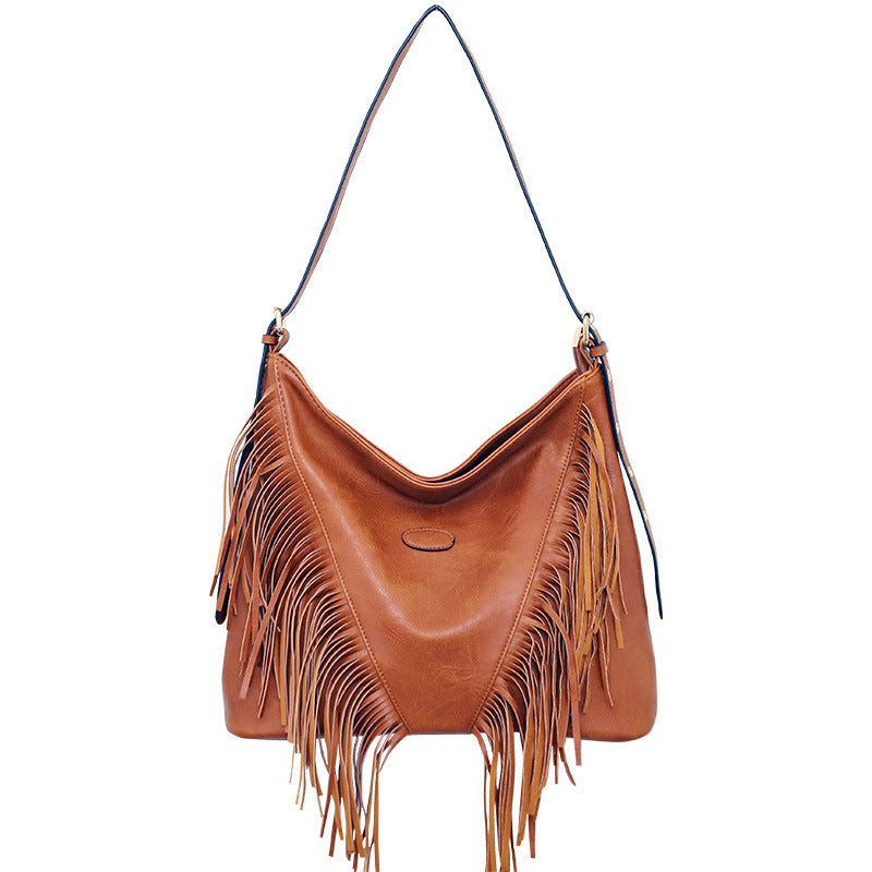 Large Capacity Rivet Shoulder Messenger Large Soft Trendy Bag