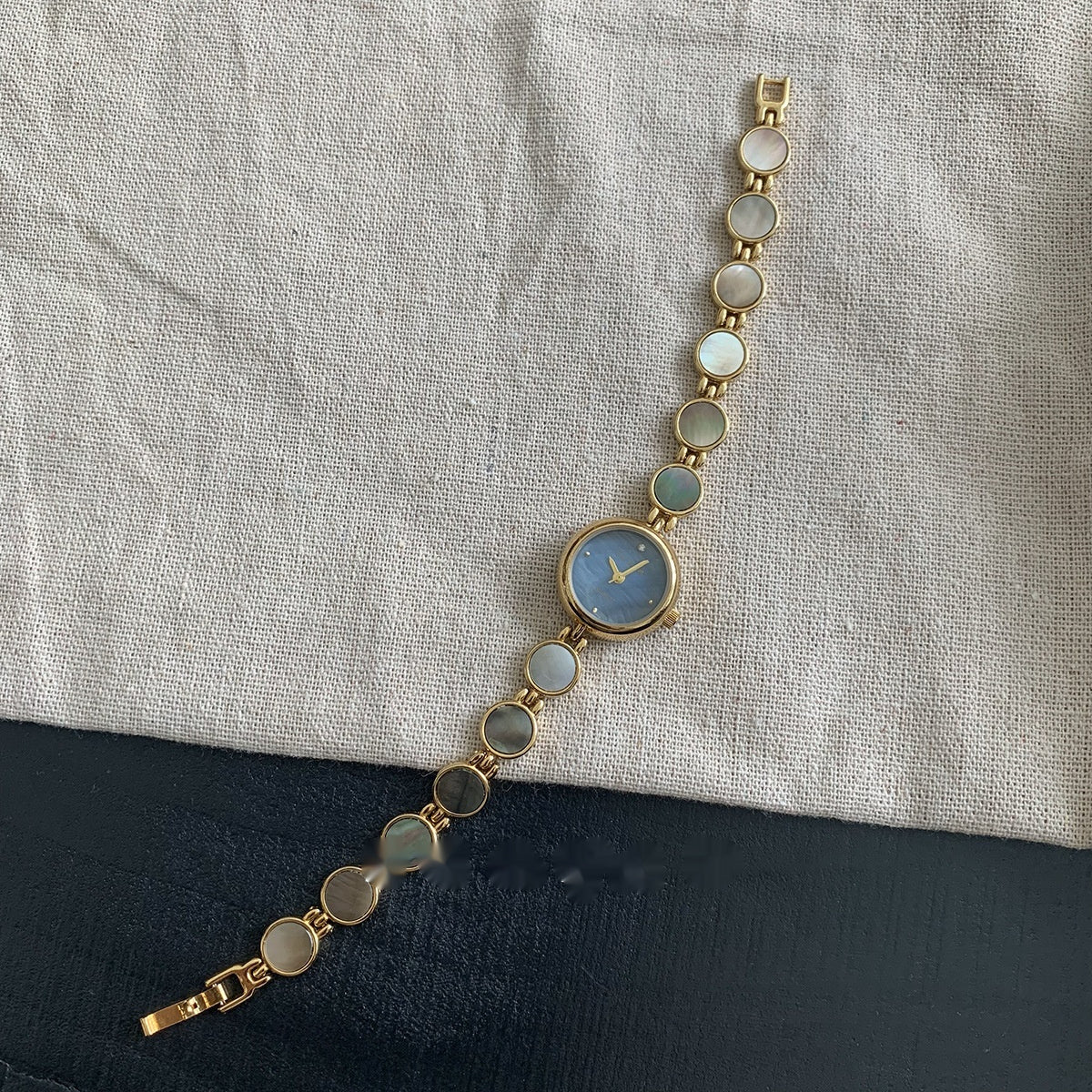 Round Exquisite Fashion Special-interest High-grade Watch