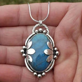 Retro Oval Embedded Blue Gem Pendant Personalized Clavicle Chain
