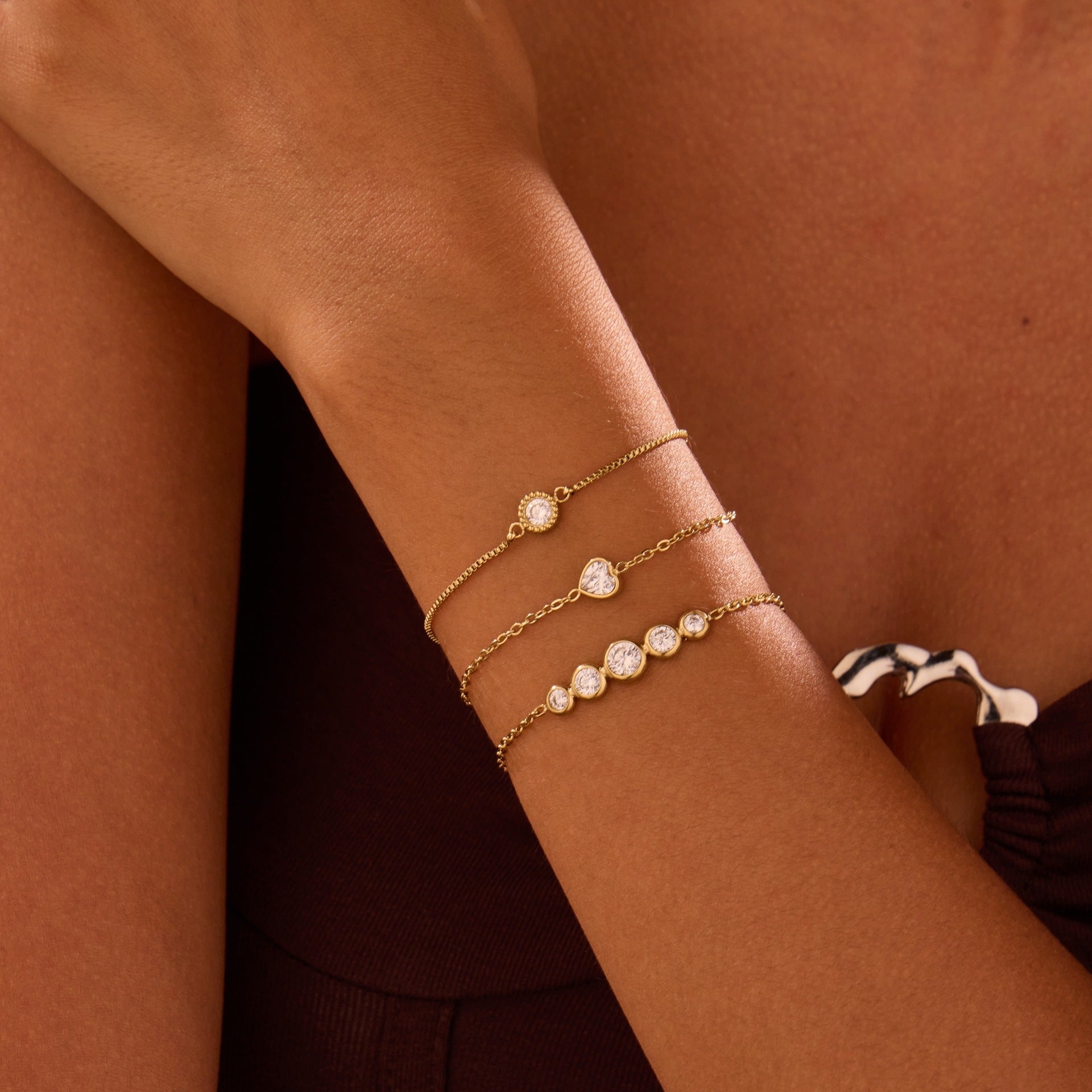 European And American Fashion Love Small Diamond Round Diamond Zircon Bracelet Gold Plated Stainless Steel