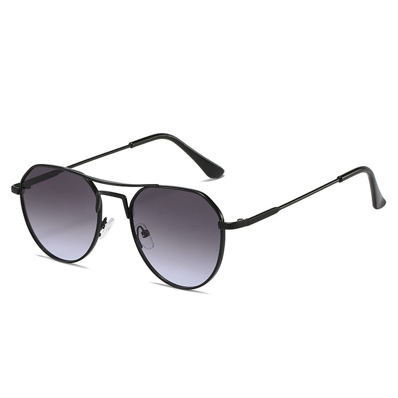 European And American Fashion Retro Metal UV Sun Glasses