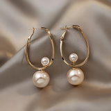 Elegant High-grade Pearl New Studs