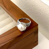 Niche Retro Hollow Carved Round Pearl Ring