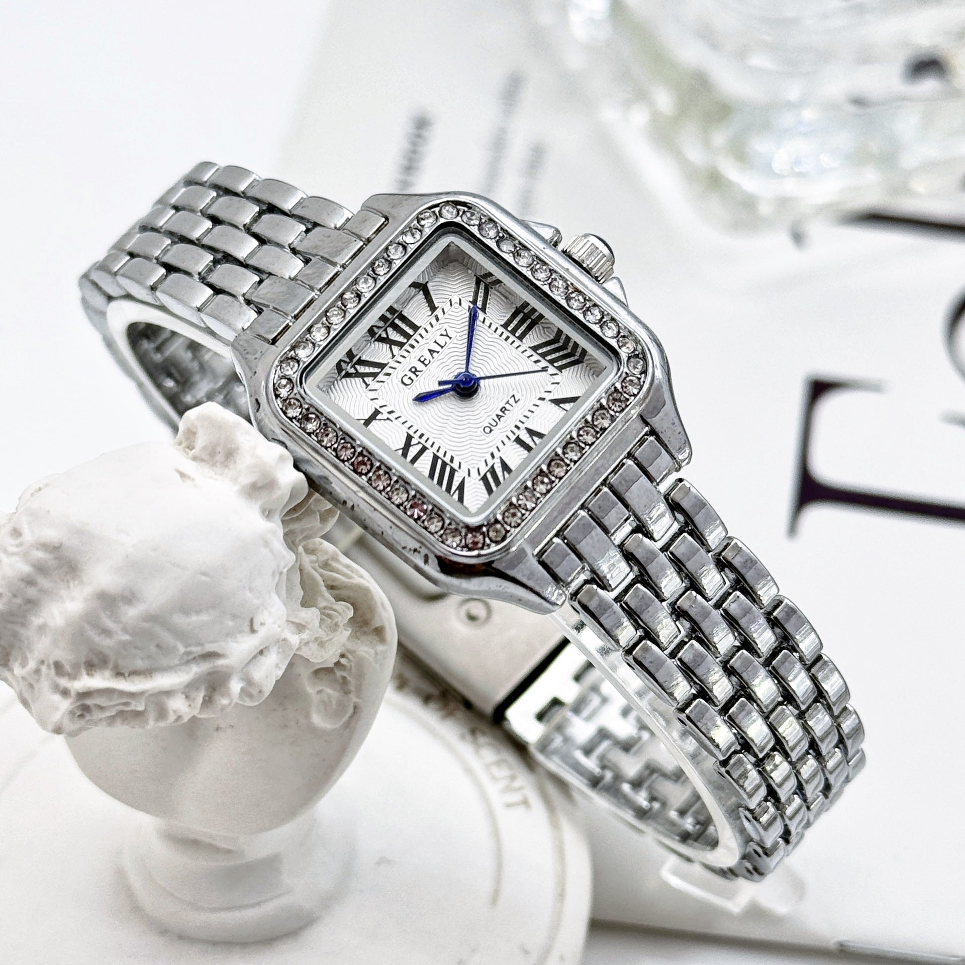 Classic Retro Square Waterproof Women's Diamond-embedded Watch