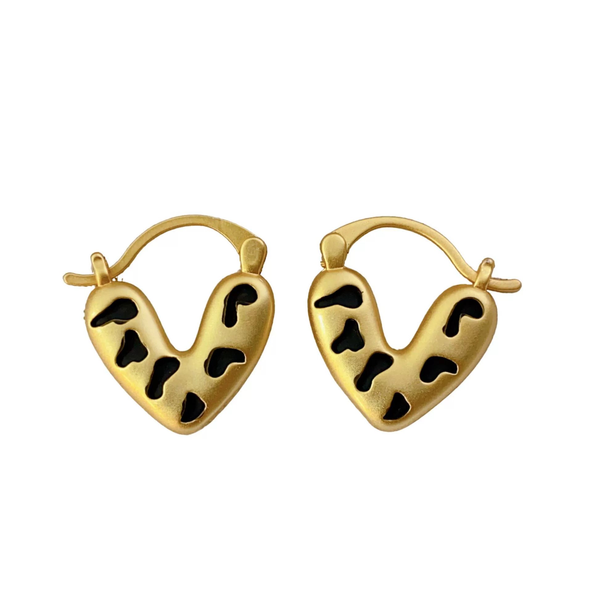 New Ear Clip Oil Dripping Leopard Print Heart Vintage Fashion
