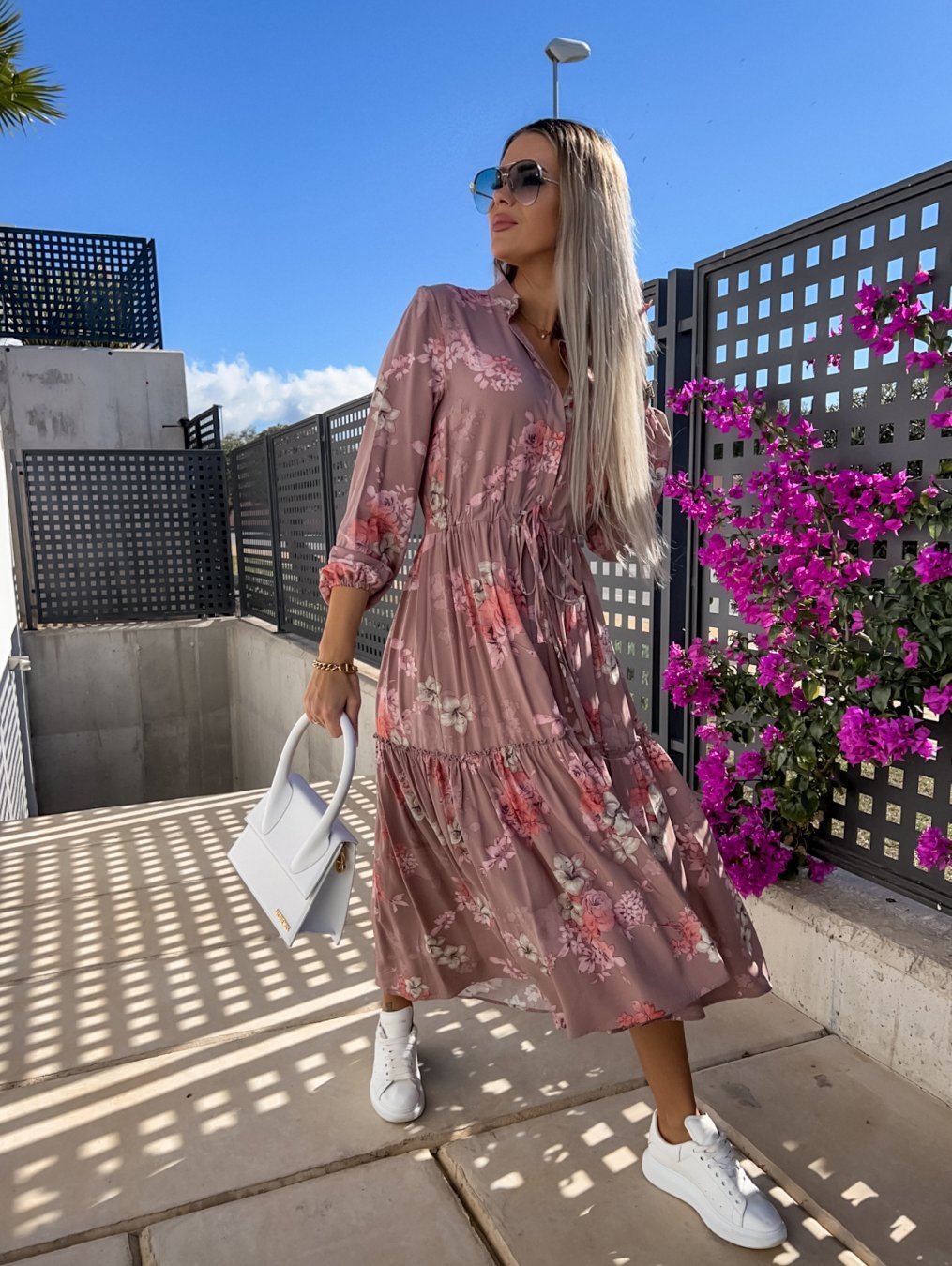 V-neck Long Sleeve Printed Waist-controlled Large Swing Dress