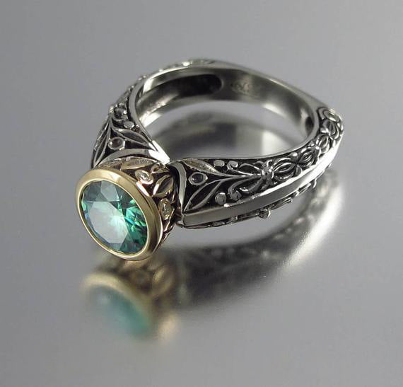 Flower-shaped Gold-plated Color Separation Vintage Gemstone Ring