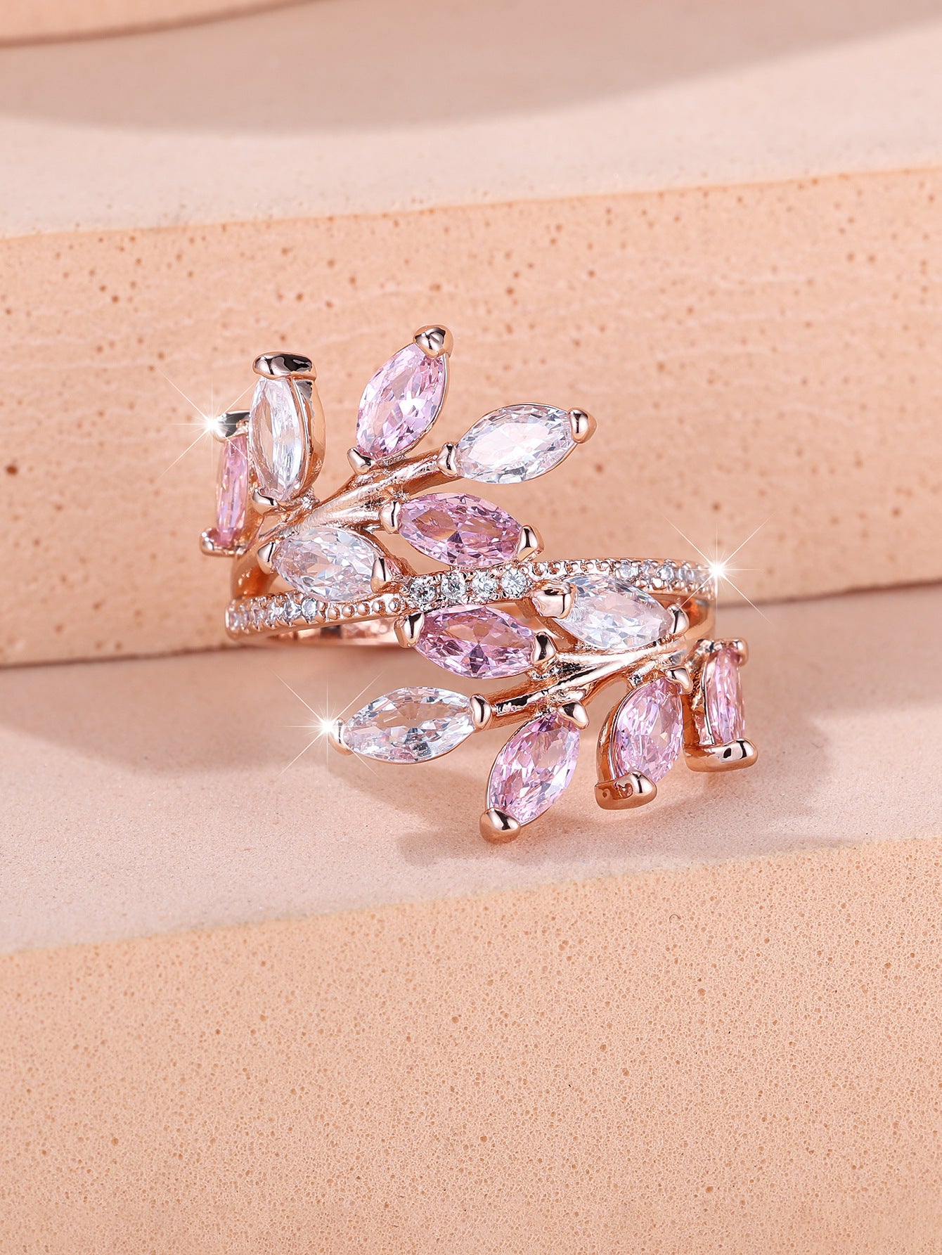 Horse Eye Zircon Leaf Ring Fashion All-match