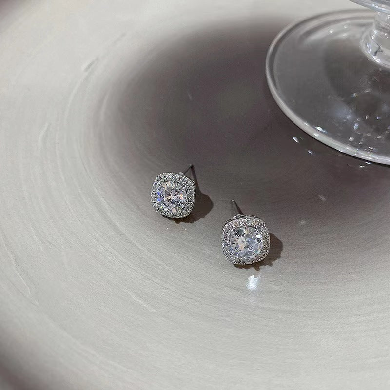 Square Diamond Female Simple Cold Style Earrings