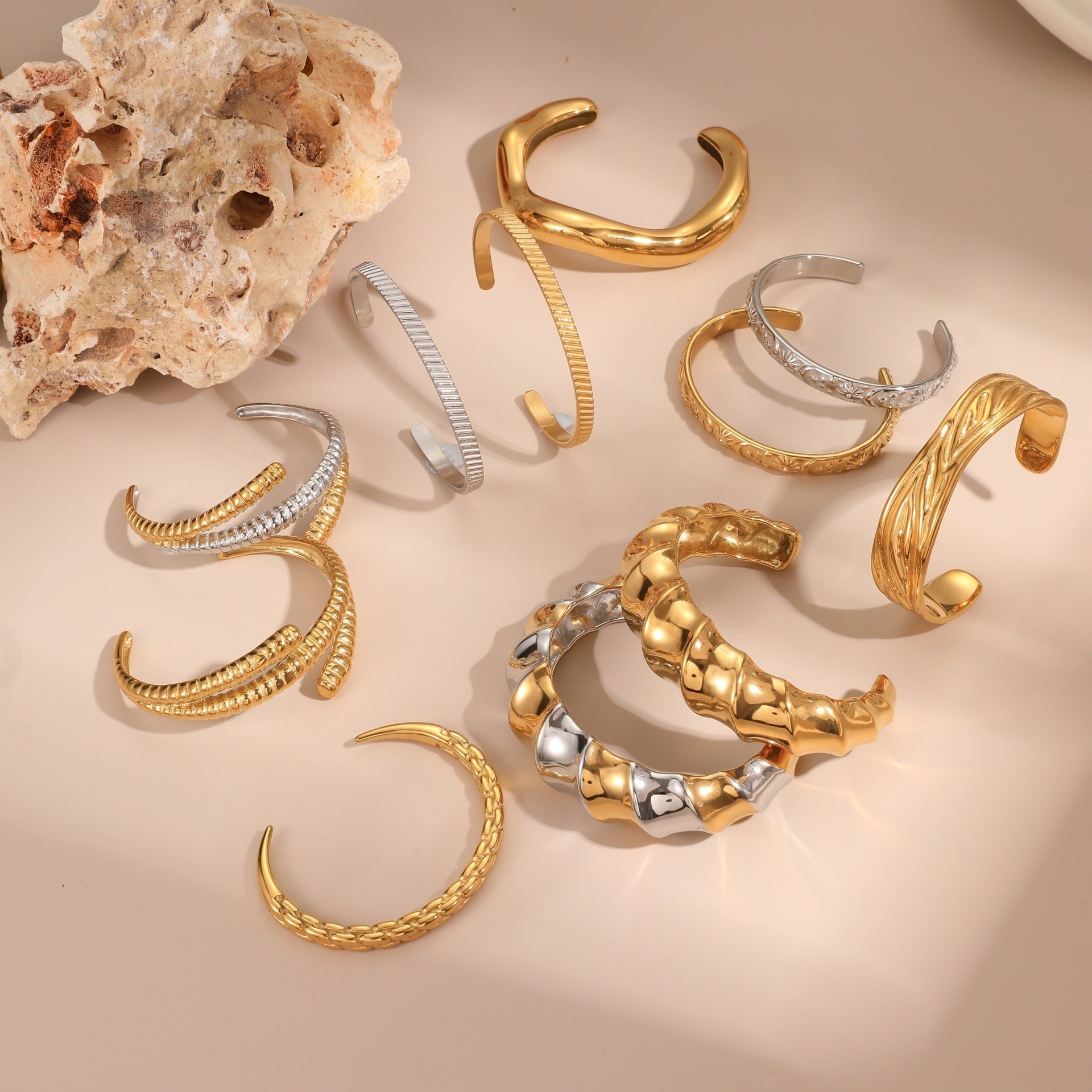 Design Sense Graceful Personality Stainless Steel Bracelet Titanium Steel